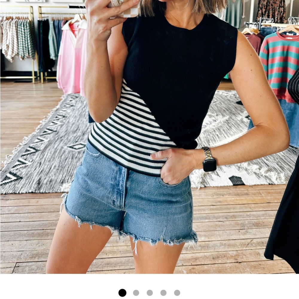 Colorblock Striped Sleeveless Sweater